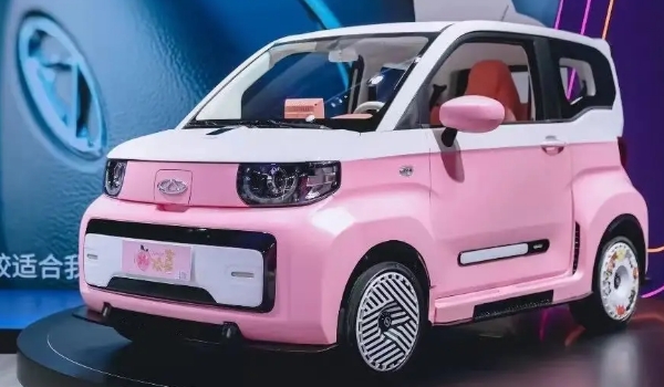 奇瑞qq冰淇淋新能源汽车价格 2022新款售价2万起（分期首付仅需1.3万）