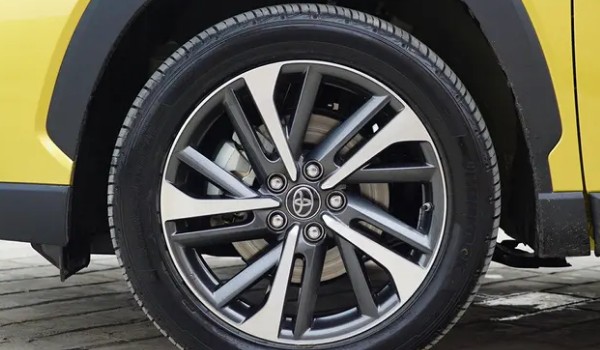 锋兰达轮胎尺寸 锋兰达轮胎型号规格(215/60 r17)